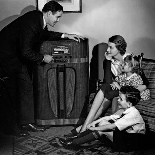 Image for event: Celebrating the 100th anniversary of Radio