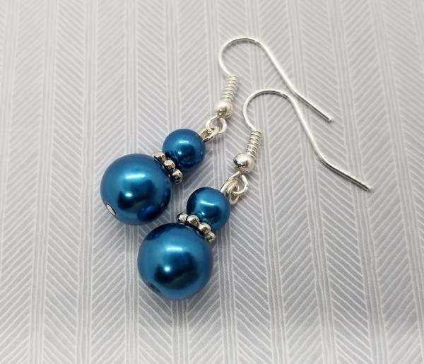 Image for event: Bead Earrings 101
